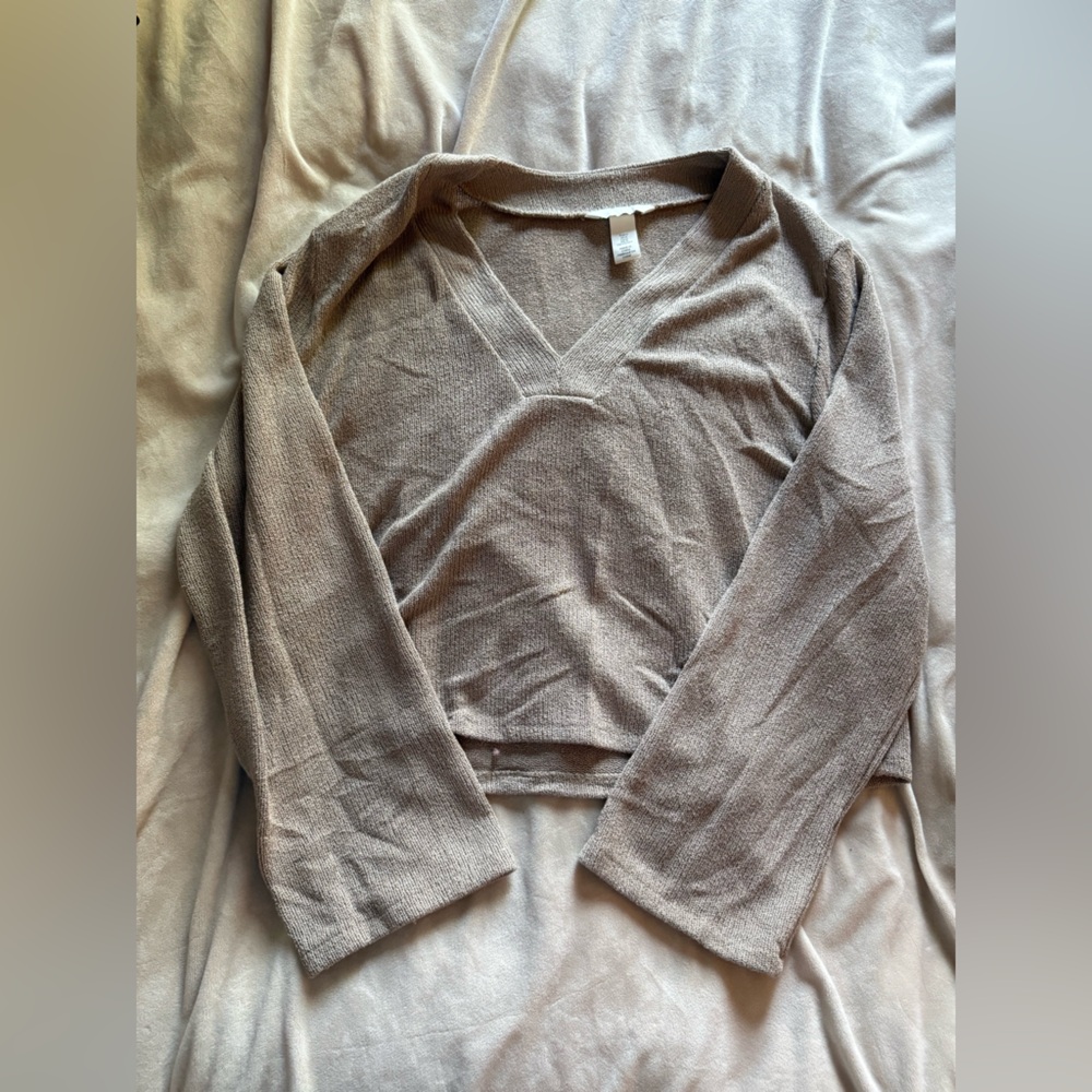 H&M Cozy Tan Cropped Long Sleeve Shirt